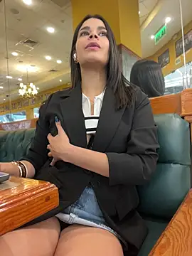 DaryRos online show from April 8, 2026, 8:09 pm