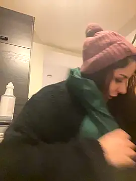 holyeroticss online show from December 6, 2024, 1:29 am