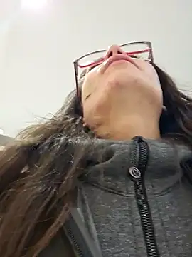 mmmVirginia online show from November 28, 2025, 7:16 pm