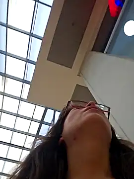 mmmVirginia online show from April 10, 2026, 9:30 pm