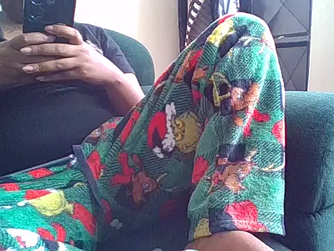 NATASHA LUCKY online show from April 5, 2026, 7:49 am