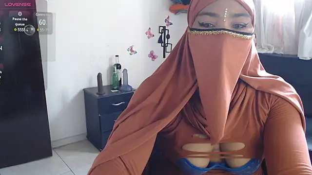 Aaliyah brown online show from January 26, 2025, 1:58 pm