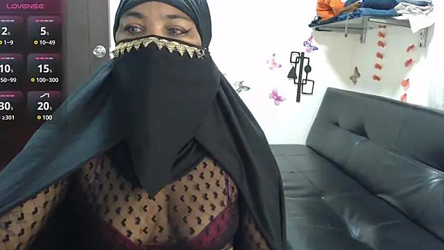 Aaliyah brown online show from March 16, 2025, 7:48 am