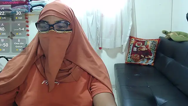 Aaliyah brown online show from September 20, 2025, 7:48 pm