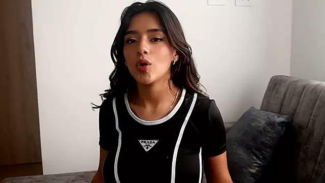 Snapshot of Rebecca_055 chatting on July 12, 2026, 6:21 pm Rebecca 055 online show from July 12, 2026, 6:21 pm