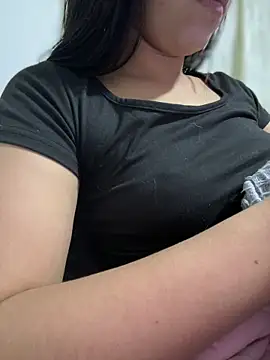 Salome golvert online show from April 6, 2026, 11:16 pm