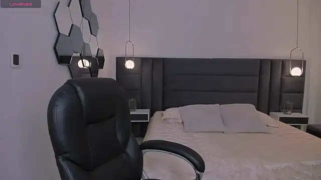 Snapshot of AnaisNin chatting on November 14, 2025, 3:16 am AnaisNin online show from November 14, 2025, 3:16 am