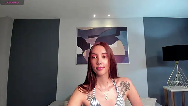 Snapshot of AnaisNin chatting on December 20, 2025, 9:16 am AnaisNin online show from December 20, 2025, 9:16 am