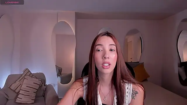 Snapshot of AnaisNin chatting on February 28, 2026, 12:28 pm AnaisNin online show from February 28, 2026, 12:28 pm