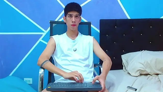 jhony-sex online show from February 27, 2025, 8:28 am