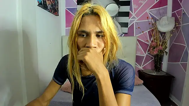 Brisahott online show from February 12, 2025, 2:21 pm