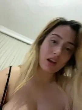 afrodizyak online show from April 12, 2026, 10:26 pm