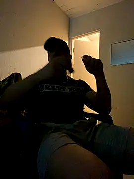 FumesClouds online show from September 28, 2025, 9:47 am