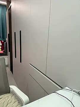 palzkybi123 online show from January 10, 2026, 2:57 am