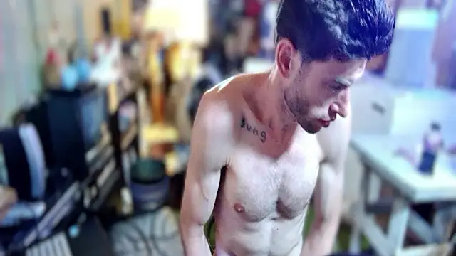 Snapshot of savageconfidence chatting on October 5, 2025, 5:06 am savageconfidence online show from October 5, 2025, 5:06 am