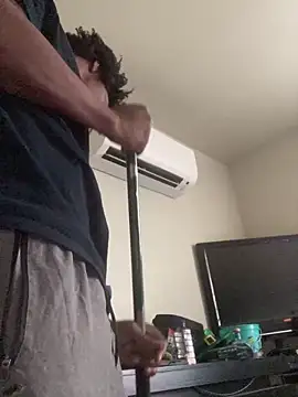 gaimov3r2024 online show from April 27, 2026, 9:35 pm