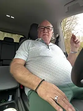 biggandybig online show from March 11, 2026, 11:38 am