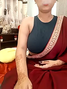 Snapshot of Divya_girl chatting on October 13, 2025, 3:34 pm Divya girl online show from October 13, 2025, 3:34 pm