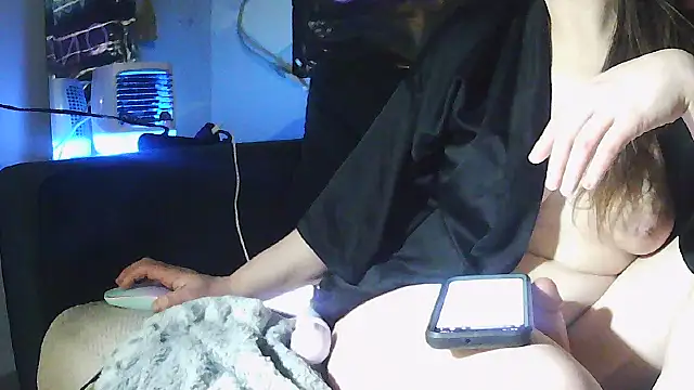 dezistarz6969 online show from May 19, 2026, 1:17 pm
