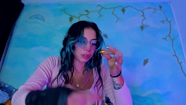 Snapshot of SaturnooStonee chatting on February 20, 2026, 12:29 am SaturnooStonee online show from February 20, 2026, 12:29 am