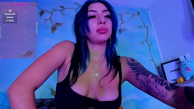 SaturnooStonee online show from April 7, 2026, 3:07 am