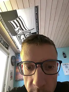 Sturmi18 online show from March 4, 2026, 9:37 am