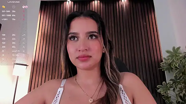 Snapshot of danii_hill_ chatting on January 29, 2025, 1:05 am danii hill online show from January 29, 2025, 1:05 am