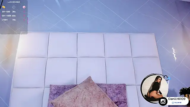 Snapshot of danii_hill_ chatting on October 15, 2025, 4:23 am danii hill online show from October 15, 2025, 4:23 am