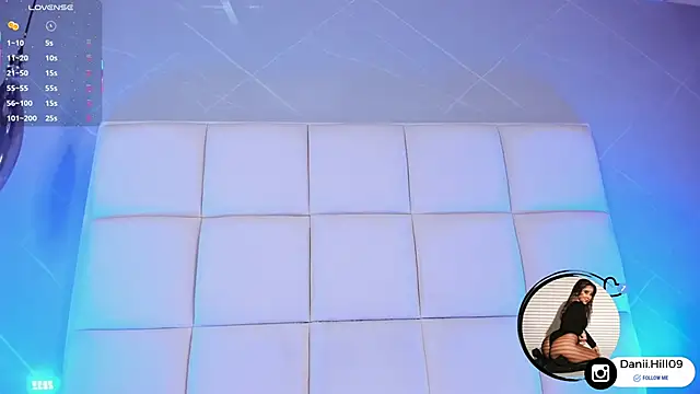 Snapshot of danii_hill_ chatting on October 27, 2025, 4:05 am danii hill online show from October 27, 2025, 4:05 am