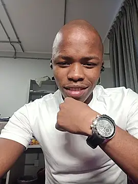 Snapshot of Mejjlunje540 chatting on April 16, 2026, 10:16 am Mejjlunje540 online show from April 16, 2026, 10:16 am