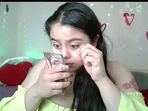 celestehot707rs online show from February 28, 2025, 12:42 pm