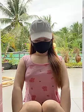 BabyThree  online show from September 11, 2025, 7:30 am