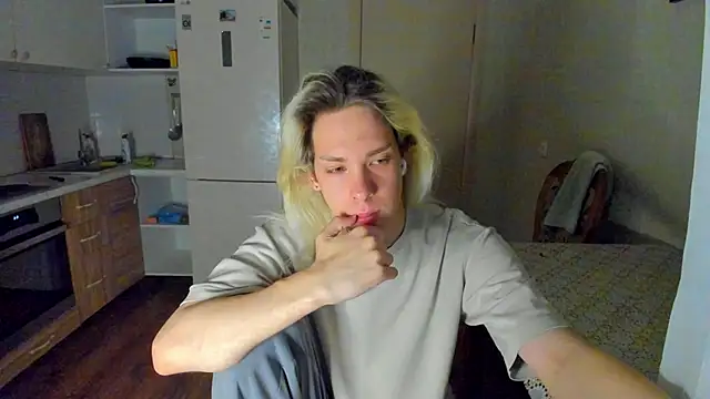 Snapshot of matt_spark chatting on June 11, 2026, 9:02 pm matt spark online show from June 11, 2026, 9:02 pm
