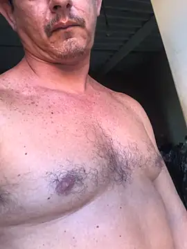 Snapshot of Marobronco chatting on July 1, 2026, 12:51 pm Marobronco online show from July 1, 2026, 12:51 pm