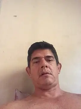 Snapshot of Marobronco chatting on July 6, 2026, 12:46 pm Marobronco online show from July 6, 2026, 12:46 pm