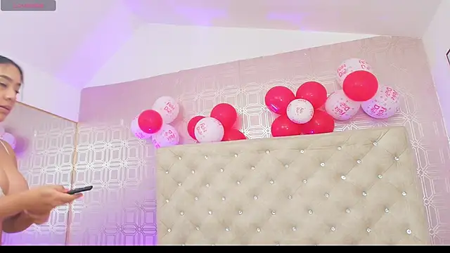 Sara Desire online show from February 18, 2025, 12:28 pm