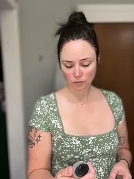 Blaze Baby online show from November 21, 2025, 3:00 pm