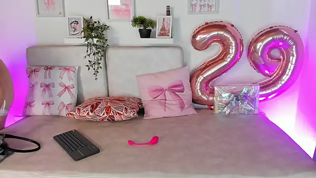 Malka Burning online show from March 2, 2025, 6:08 pm