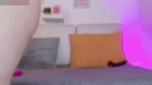 Malka Burning online show from April 9, 2026, 8:14 pm