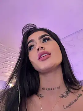 SOPHICARTERS online show from December 3, 2025, 12:03 pm