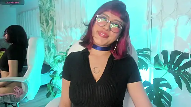 Snapshot of cute_hollywood chatting on September 25, 2025, 9:18 pm cute hollywood online show from September 25, 2025, 9:18 pm