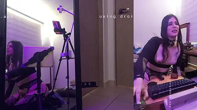 Snapshot of kinkstar5 chatting on October 21, 2025, 4:19 pm kinkstar5 online show from October 21, 2025, 4:19 pm