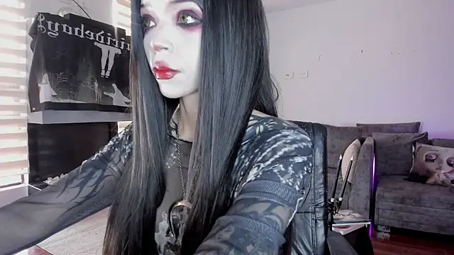 SophieHill gh online show from April 3, 2026, 9:13 pm