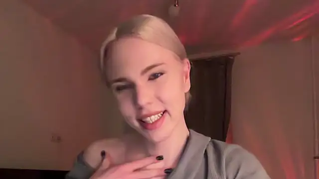 DanielPaige  online show from December 30, 2024, 8:58 pm