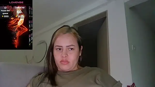 Snapshot of saramartinez1000 chatting on December 15, 2024, 10:26 pm saramartinez1000 online show from December 15, 2024, 10:26 pm