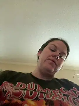 Snapshot of velvetta_ chatting on March 18, 2025, 2:26 pm velvetta  online show from March 18, 2025, 2:26 pm