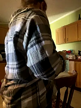 velvetta  online show from October 25, 2025, 4:46 pm