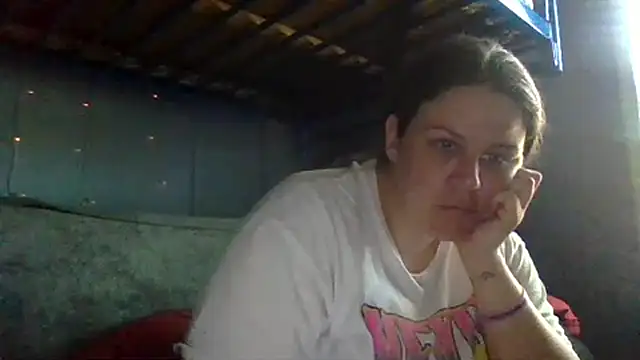 velvetta  online show from April 8, 2026, 3:56 pm