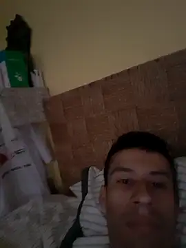 josehot151515 online show from January 13, 2026, 3:06 pm