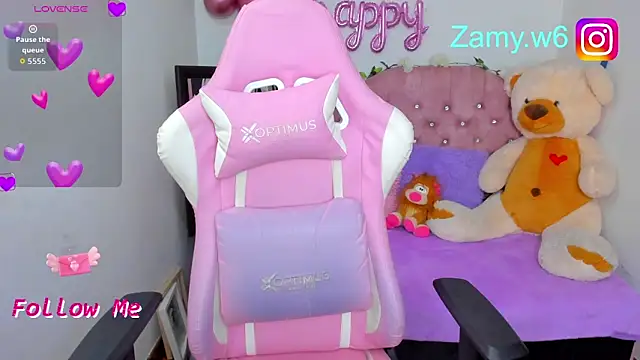 karla cute01 online show from October 4, 2025, 5:05 am